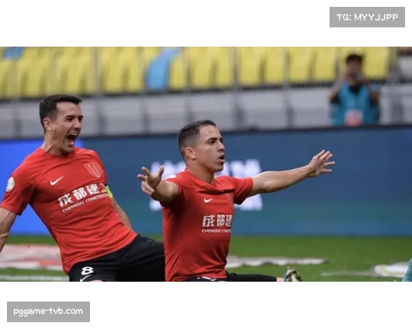 实时：成都蓉城闪电战，开场3分钟罗慕洛世界波破门